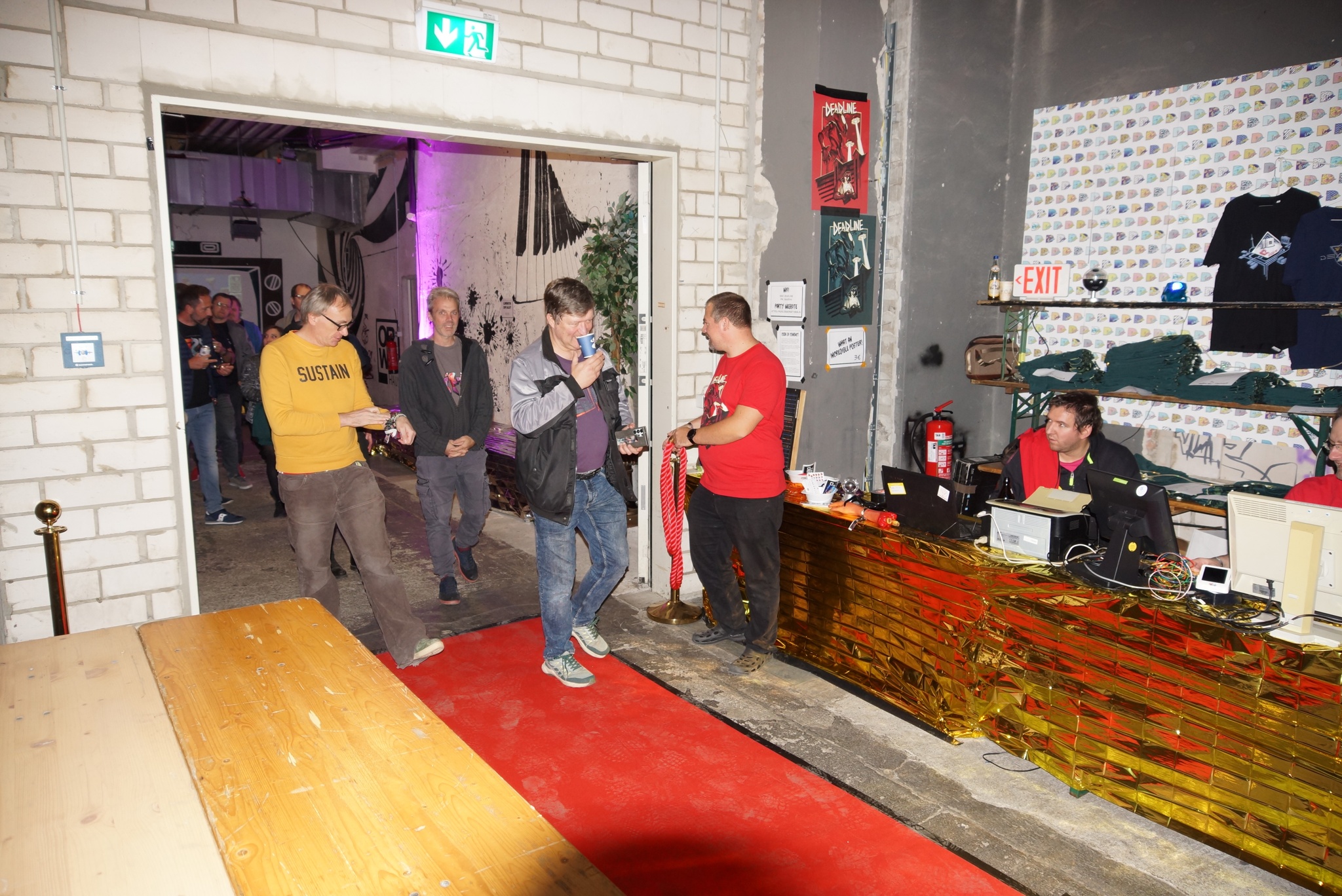 dl25_03_161304_KeyJ_05962